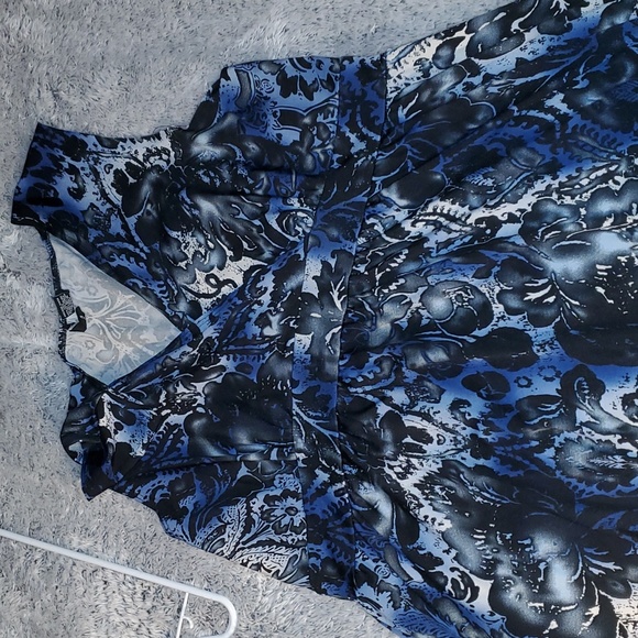 Maxi dress - Picture 2 of 5